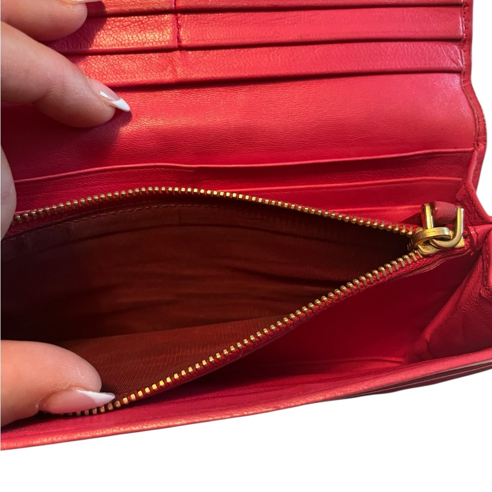 Prada Nappa Gauffre Wallet - Picture 7 of 8